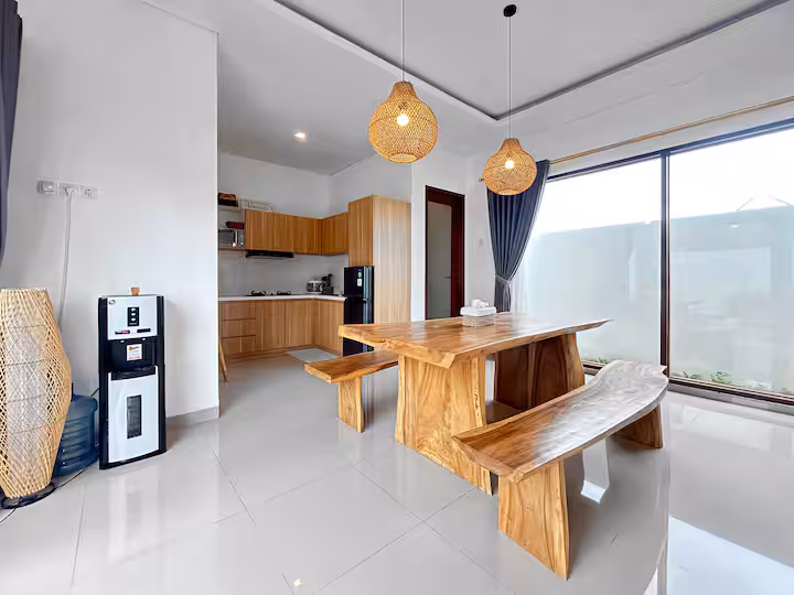 d6fa0de9-bdd0-4aa4-bb60-b1b2ffd3ad31